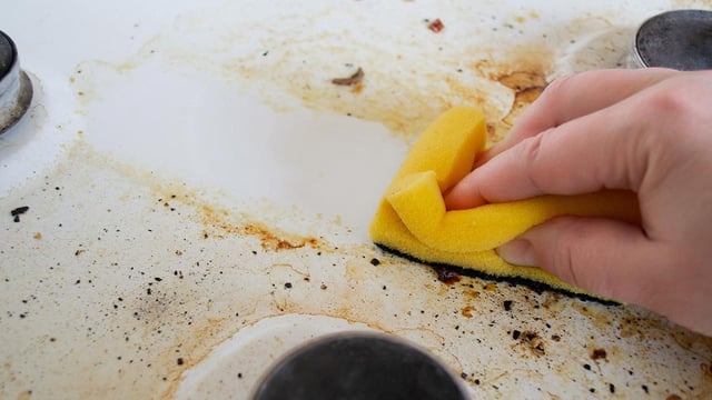 Se despega sola: el truco definitivo para eliminar la grasa de tu cocina
         