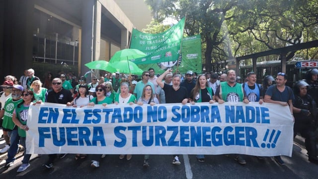 ATE anunció una jornada de protesta con paro y movilización al Congreso. 
