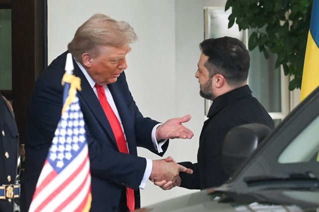 US President Donald Trump says Ukraine's Volodymyr Zelensky needs to accept territorial losses to Russia but the US could help provide future security guarantees
