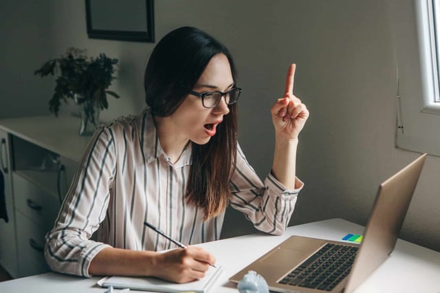 There are some telltale signs that we shown when we're on the verge of an "aha" or "Eureka" moment, researchers say. (Photo by franz12 on Shutterstock)