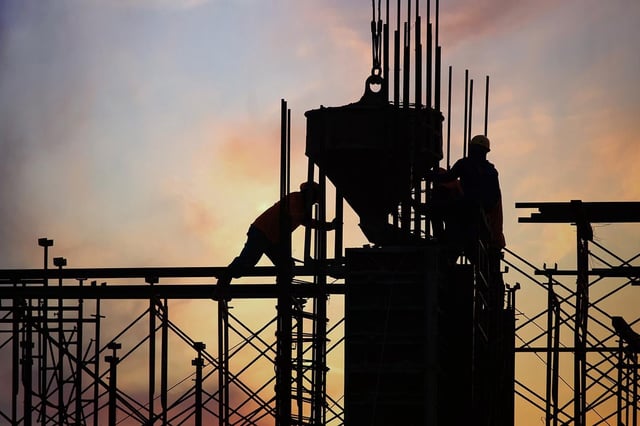 La construcción sigue 24% por debajo de su nivel máximo en 2017 y viene de 2 años consecutivos (2023 y 2024) de caída.