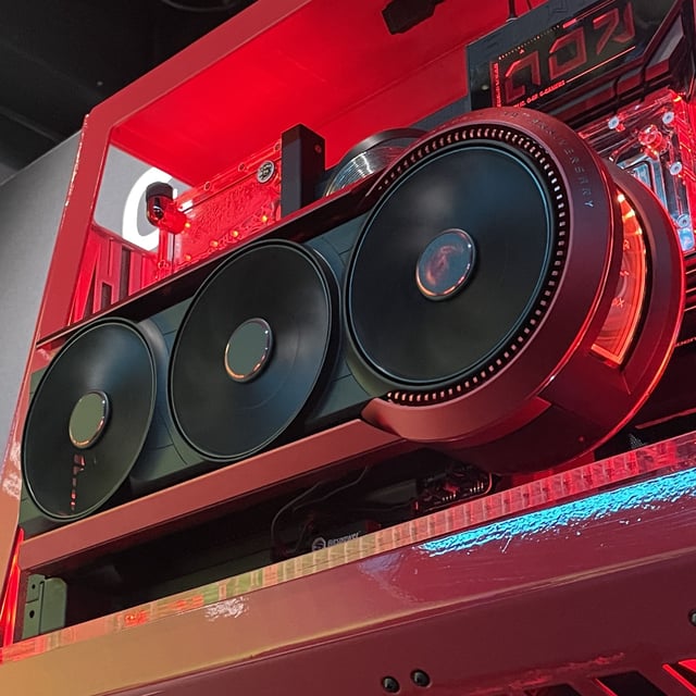 An Asus ROG Matrix RTX 5090