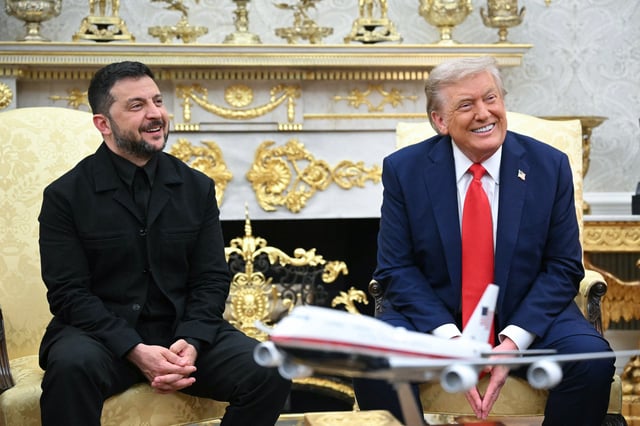 President Zelensky and President Trump at the Oval Office