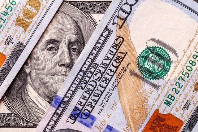 Las tasas altas y la aspiradora de pesos condicionan el recorrido local del dólar