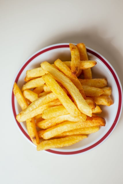 Para una fritura se necesita poca cantidad de agua en la papa, entonces, hay que elegir variedades que están desarrolladas para la fritura, genéticas que tienen poca agua”, explica el cocinero Juan Barcos
