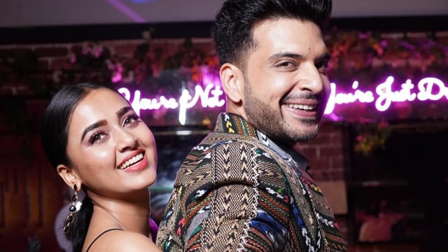 Karan Kundrra's 'Verified' Dating App Profile Goes Viral, Fans Claim It Fake BUT...