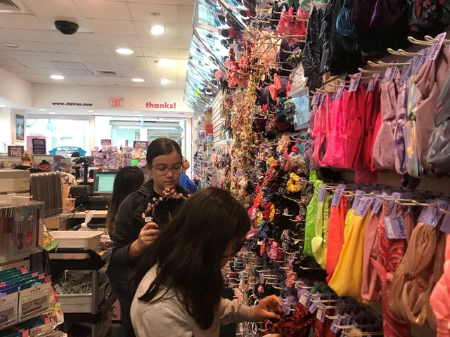 Young shoppers browse at a Claire’s store in the Newport Mall in Jersey City, New Jersey, U.S.  September 22, 2018. Picture taken September 22, 2018. REUTERS/Alessandra Rafferty/File Photo