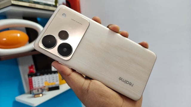 Realme P4 5G and P4 Pro 5G mobiles launched in India at a starting price of Rs. 18,499. 