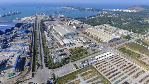 This photo provided by HD Korea Shipbuilding & Offshore Engineering Co. shows a manufacturing complex of Doosan Vina in Vietnam. (PHOTO NOT FOR SALE) (Yonhap)