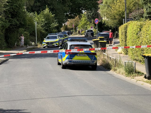 Die Polizei war mit mehreren Streifenwagen angerückt.