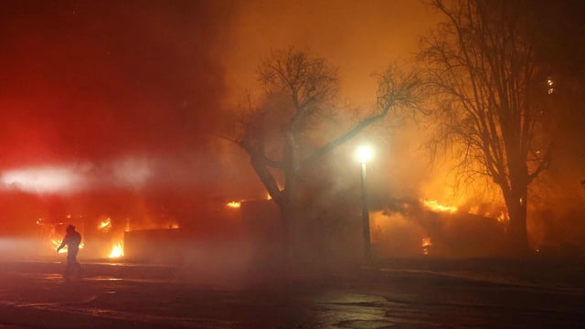 The Palisades fire caused massive damage and loss of life. Federal investigators are probing the cause, delaying the city’s report.