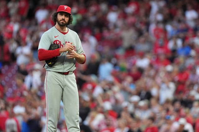 CINCINNATI, OHIO - AUGUST 13: Jordan Romano #68 of the Philadelphia Phillies reacts to giving up a grand slam home run during the seventh inning against the Cincinnati Reds at Great American Ball Park on August 13, 2025 in Cincinnati, Ohio. (Photo by Jason Mowry/Getty Images)