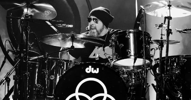 Photo via Jason Bonham Facebook^^^https://www.facebook.com/photo.php?fbid=1124159039071587&set=pb.100044325044762.-2207520000&type=3