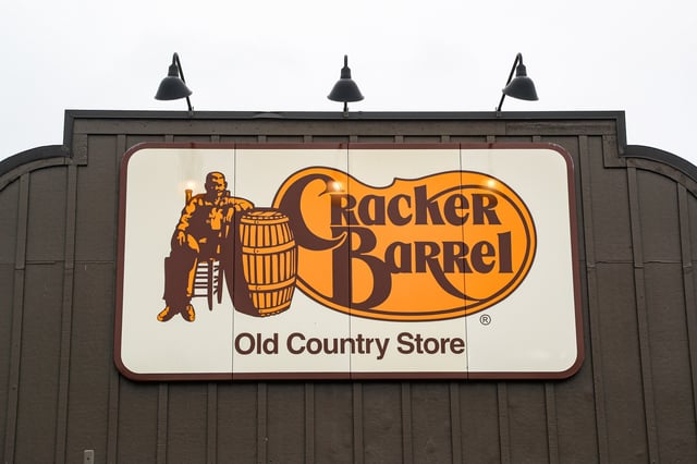 An exterior view of a Cracker Barrel Old Country Store.