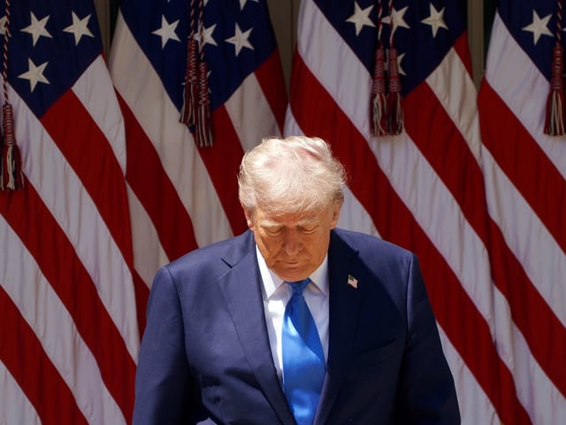 WASHINGTON (United States), 01/05/2025.- US President Donald Trump attends the National Day of Prayer Event in the Rose Garden of the White House in Washington, DC, USA, 01 May 2025. EFE/EPA/WILL OLIVER