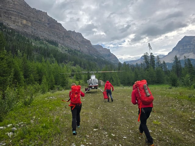 Columbia Valley Search and Rescue members responding to a call.
