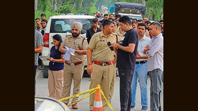 Police conducting investigation at the site where the body of the girl was found in Indri in Karnal on Wednesday. (HT Photst)