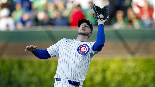 May 13, 2025; Chicago, Illinois, USA; Chicago Cubs right fielder Kyle Tucker (30) catches a fly ball hit by Miami Marlins catcher Agustín Ramírez (not pictured) during the second inning at Wrigley Field. Mandatory Credit: Kamil Krzaczynski-Imagn Images