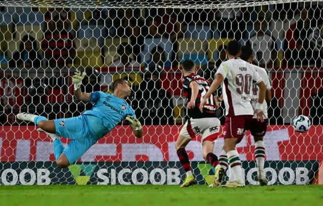 Fabio lors d'un match de Fluminense contre Flamengo en championnat du Brésil, le 20 juillet 2025, au stade Maracana de Rio de Janeiro