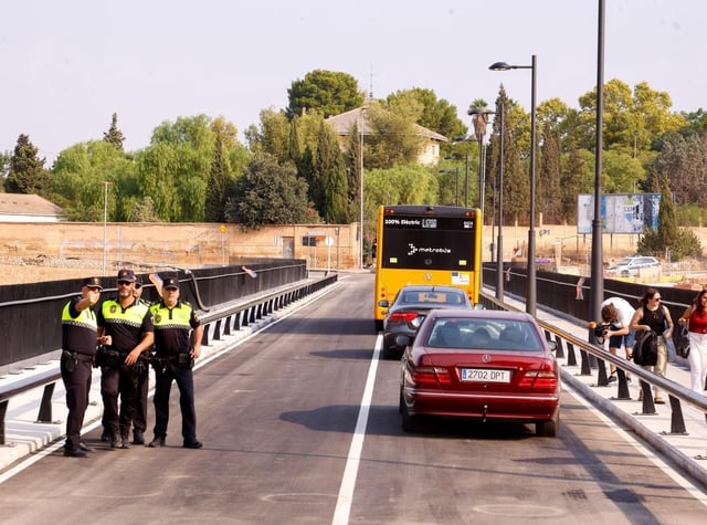 Reapertura del puente de Alaquàs en Torrent.