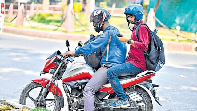 Bike-taxis back in Bengaluru: The Karnataka High Court deemed the ban legally untenable, allowing ride-hailing apps to restart operations. (HT Archive)