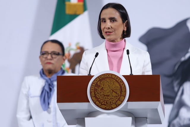 La secretaria de Gobernación, Rosa Icela Rodríguez y la secretaria de Energía, Luz Elena González, encabezaron está mañana la conferencia del pueblo de este miércoles.