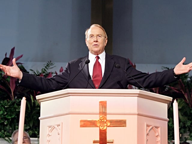 PHILADELPHIA - JANUARY 8: Dr. James C. Dobson, founder and chairman of Focus on the Family, gestures while speaking at the Justice Sunday III rally on January 8, 2006 in Philadelphia, Pennsylvania. Sponsored by the Family Research Council, the rally was held one day before the start of confirmation hearings for Supreme Court nominee Samuel Alito. (Photo by Jeff Fusco/Getty Images)
