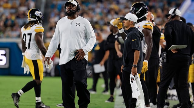 Pittsburgh Steelers head coach Mike Tomlin walks on the field during the second quarter of an NFL preseason matchup at EverBank Stadium, Saturday, Aug. 9, 2025 in Jacksonville, Fla. [Corey Perrine/Florida Times-Union]

Corey Perrine/Florida Times-Union / USA TODAY NETWORK via Imagn Images