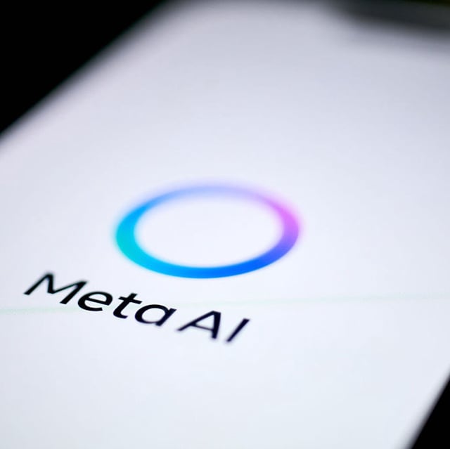 Whiplash hiring changes are happening at Meta. 