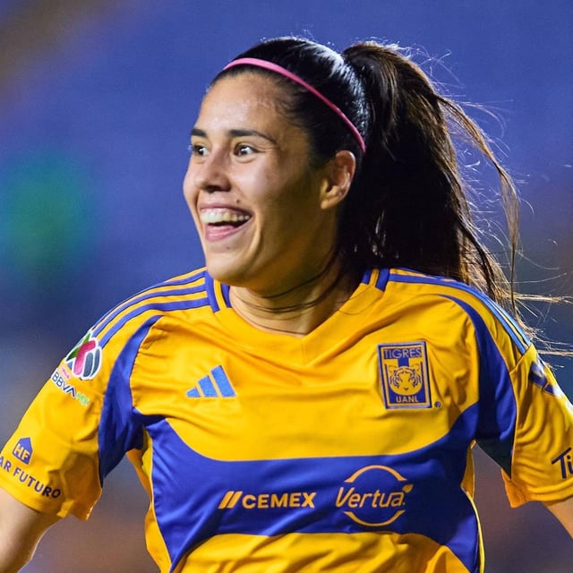 Lizbeth Ovalle im Trikot von Tigres UANL