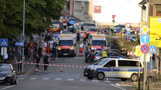 Großeinsatz von Polizei und Rettungskräften in der Völklinger Innenstadt.