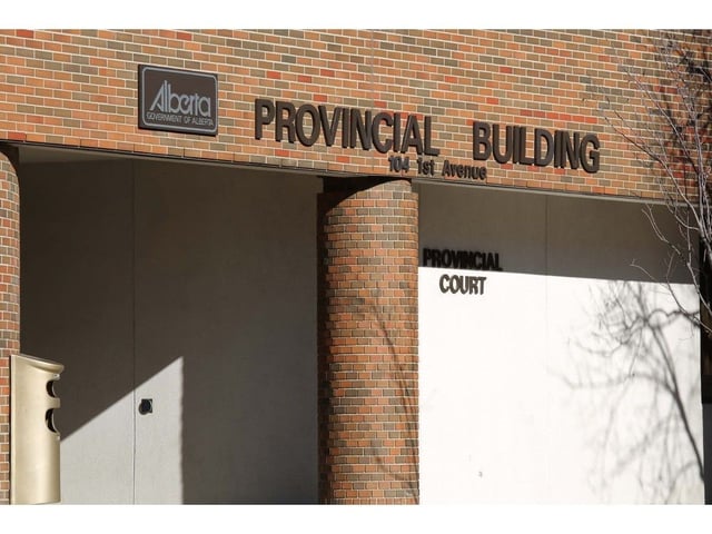 The case of a courthouse in Airdrie, 37-year-old man charged in the alleged abduction of a 12-year-old who was involved in a catch a predator scheme was in the Airdrie courthouse August 21, 2025. 