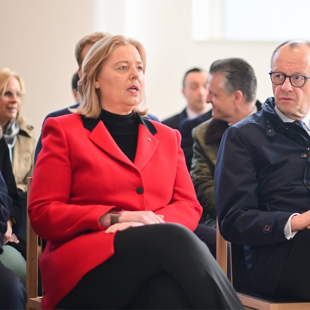 Bei der Rente ist die Erkenntnis da – doch der Wille zur Reform fehlt: Union und SPD blockieren, während die Mehrheit der Bevölkerung jede Anpassung ablehnt.