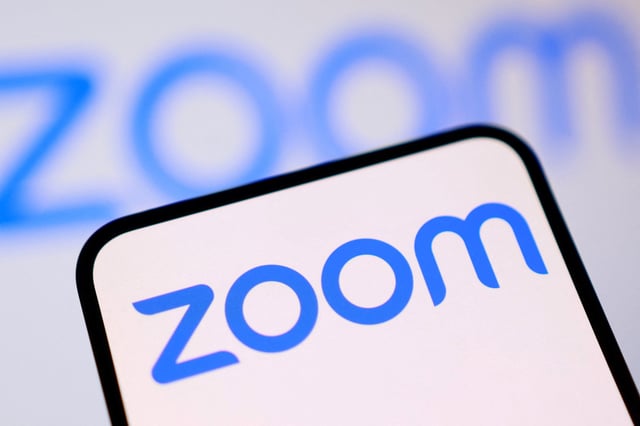 A Zoom logo appears in this illustration taken August 18, 2025. REUTERS/Dado Ruvic/Illustration/File Photo