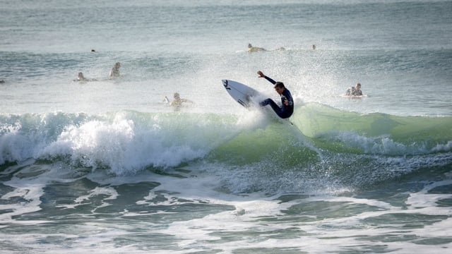 Novices do not abide by surfing etiquette and risk causing injury, seasoned boarders say