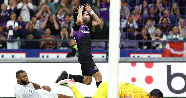 Anderlecht y el Chino Huerta cedieron el empate