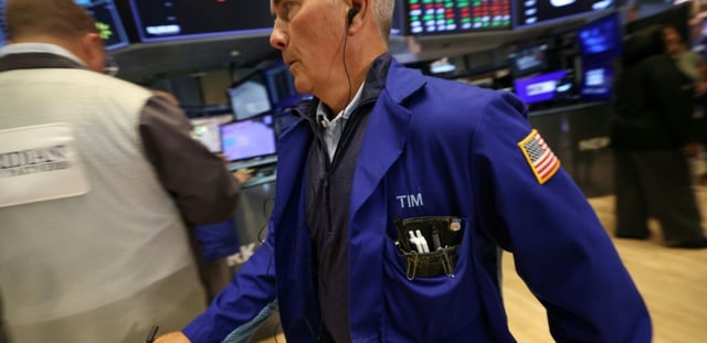 Un opérateur à la Bourse de New York, le 7 août 2025