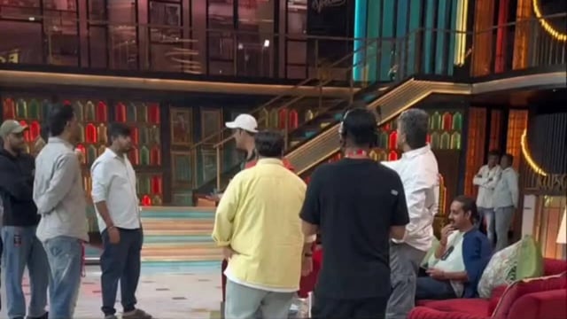 Kapil Sharma Show's Krushna Abhishek, Kiku Sharda Get Into Heated Argument In Viral Video From Sets