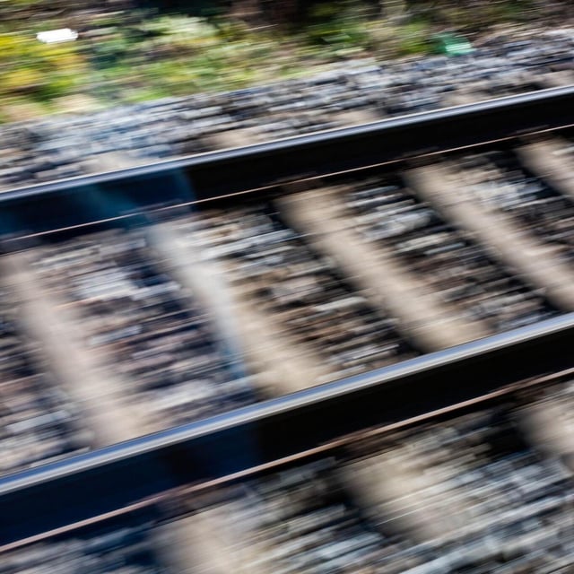 18-Jähriger im Kreis Aschaffenburg sorgt für Sperrung von Bahnstrecke