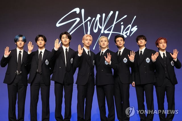 K-pop boy group Stray Kids poses during a press conference at a Seoul hotel to mark the release of its fourth full-length album, "Karma," on Aug. 22, 2025. (Yonhap)