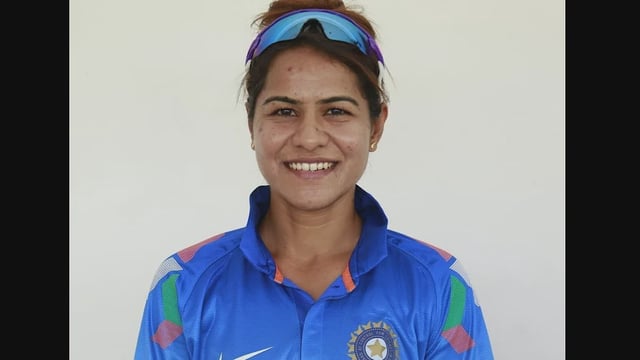 Indian woman spinner Gouher Sultana announces retirement from all forms of cricket. (Photo Credit: Gouher Sultana/Instagram)