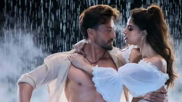 Bahli Sohni song: It is the second song from Baaghi 4 to be released.
