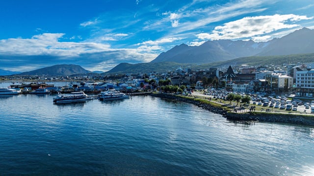 Ushuaia, die südlichste Stadt Argentiniens (Archivbild). Mehr als 700 Kilometer entfernt lag das Epizentrum des Erdbebens.