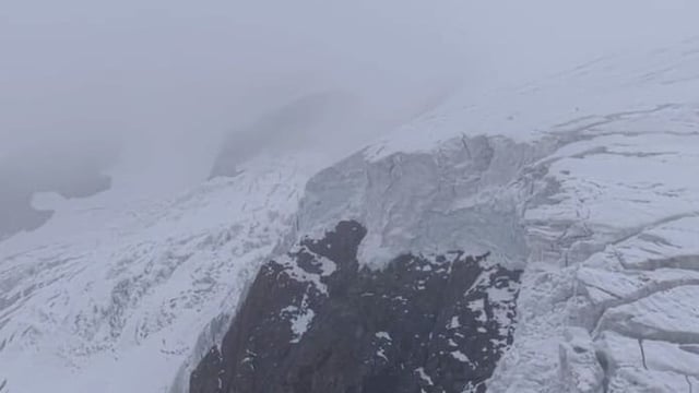 In den Alpen waren zwei Bergsteiger aus Deutschland in große Not geraten: ihr Seil.