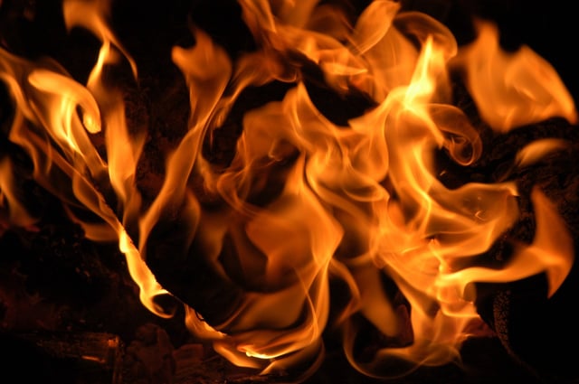 generic-fire-arson-06