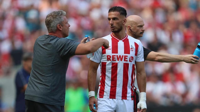 FC-Trainer Lukas kwasniok (l.) und Leat Pacarada