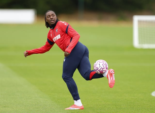 File Photo: Soccer Football - UEFA Conference League - Crystal Palace Training - Crystal Palace FC Training Ground, London, Britain - August 20, 2025 Crystal Palace's Eberechi Eze during training Action Images via Reuters/Peter Cziborra/File Photo