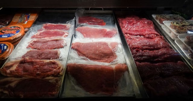 La inflación anual hila cuatro quincenas a la baja y se ubicó en 3.49 por ciento en las primeras dos semanas de agosto de 2025, informó este viernes el Instituto Nacional de Estadística y Geografía (Inegi). Foto: Galo Cañas, Cuartoscuro