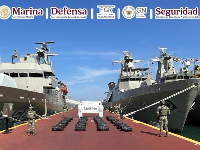 Droga decomisada en costas de Guerrero.