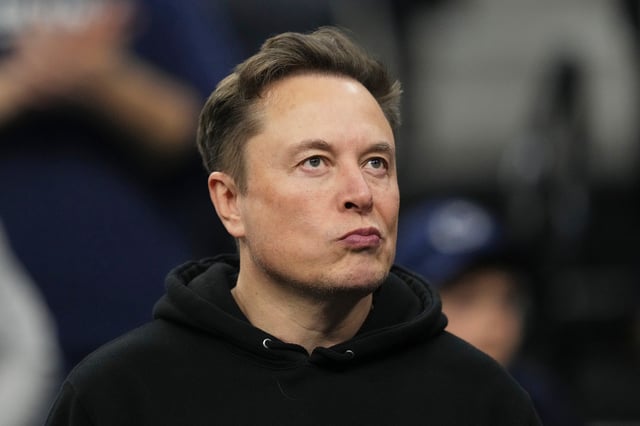 Elon Musk despidió cerca de 6.000 empleados de Twitter tras la adquisición de la plataforma, en el 2022.